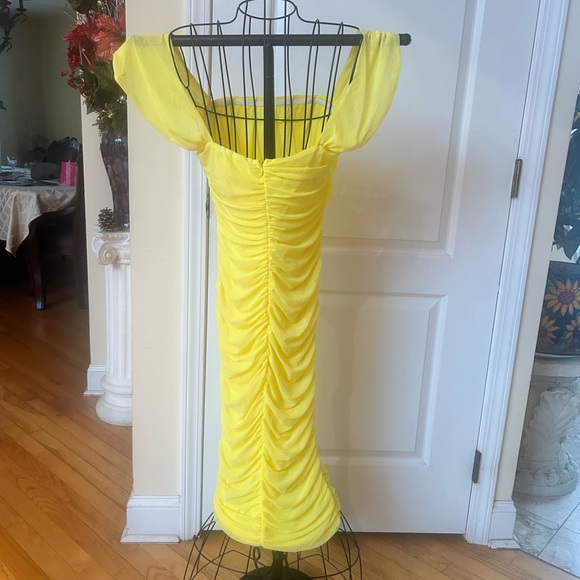 Yellow Ruched Dress - Picture 7 of 7